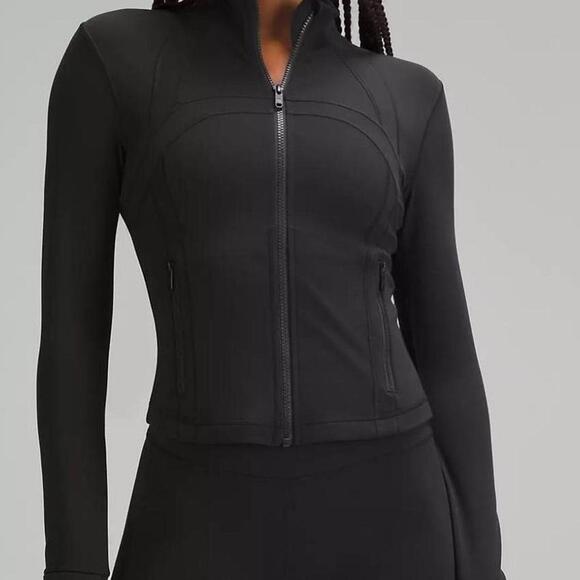 Lululemon Women's Black Jacket - Picture 4 of 4
